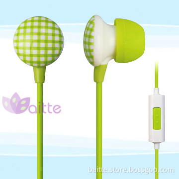quanlity soundy with low price earphone for promotion for MP3/phone